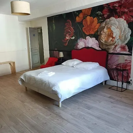 Au 66 Maison Centre Ville-Parking Gratuit Et Wifi Nogent-le-Rotrou Exterior foto