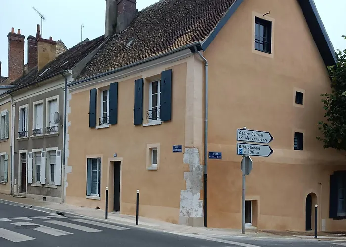 Au 66 Maison centre ville-Parking gratuit et WIFI